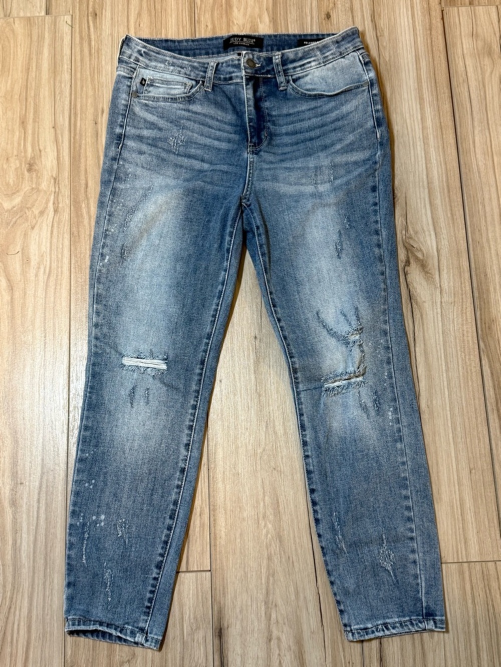 Judy Blue Light Wash Distressed Skinny Jeans | Mid Rise Stretch Denim Size 31